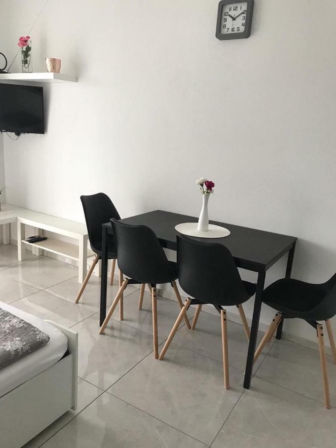 Nelany Apartment ซูโบวิชี ภายนอก รูปภาพ