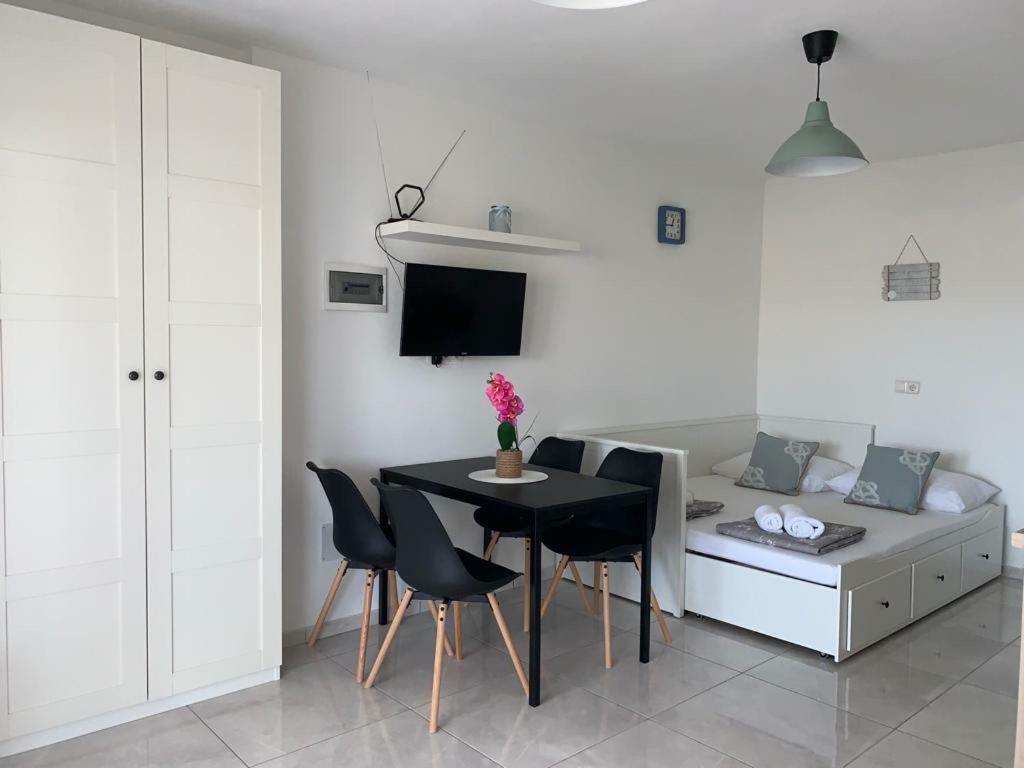 Nelany Apartment ซูโบวิชี ภายนอก รูปภาพ